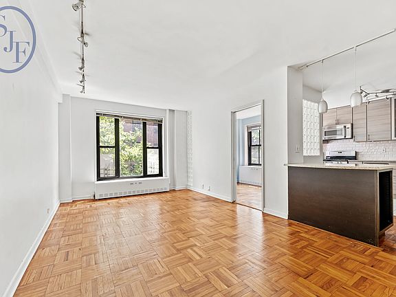 2nd image of 345 Clinton Ave APT 4A