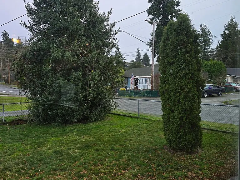 2531 Stephenson Ave #A — Photo 32