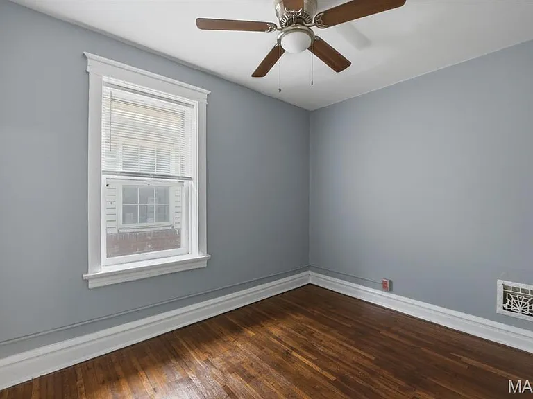 3332 Aubert Ave #A — Photo 11