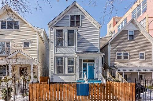 1st image of 3938 N Hermitage Ave #1