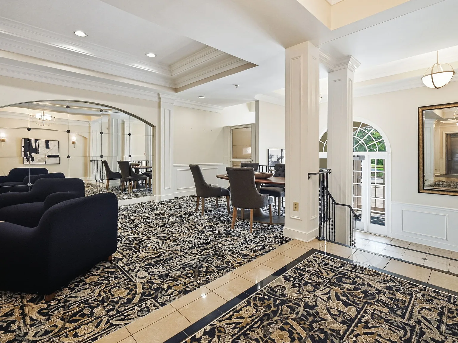 2 bed, 2.5 bath, 1176 sqft, $2,850 — Photo 3