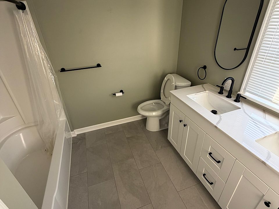 1st image of 43 W George St