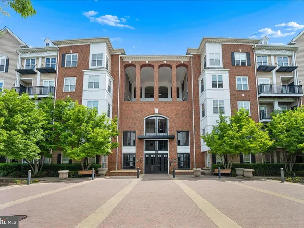 501 Hungerford Dr APT 139, Rockville, MD 20850