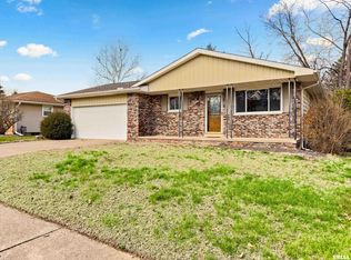 1217 W Pine St, Chillicothe, IL 61523