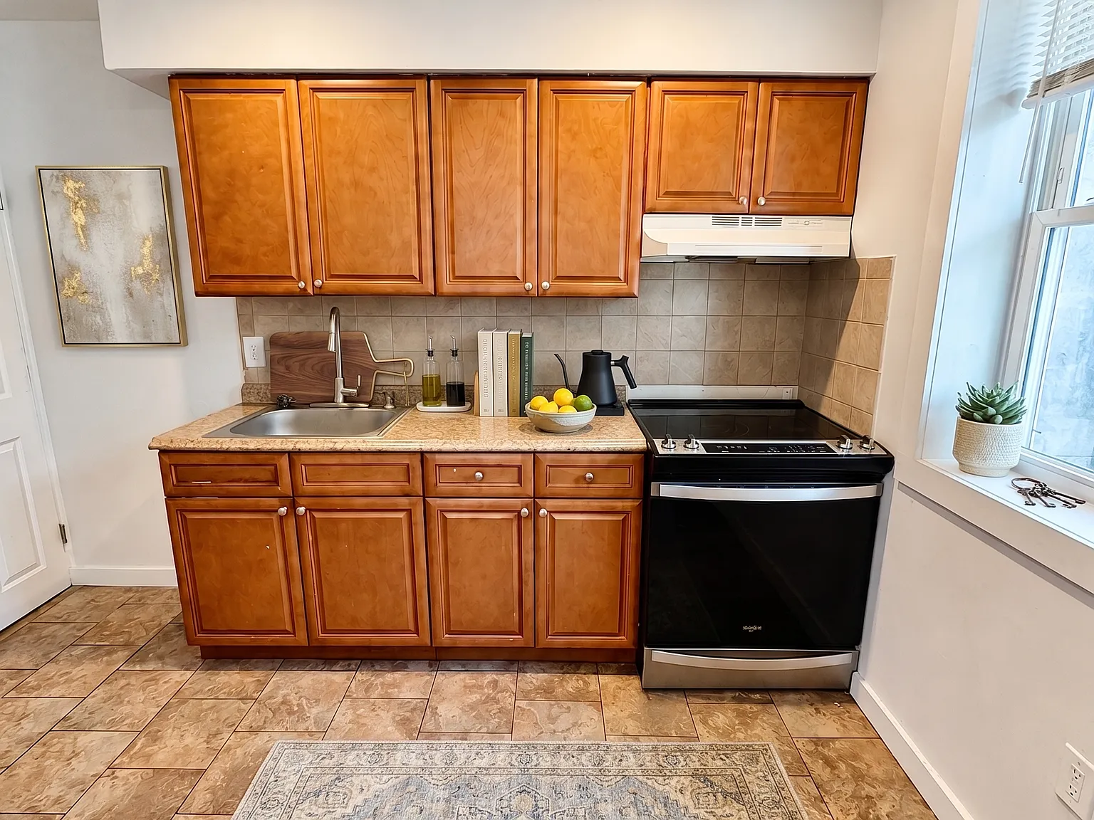 3-Bedroom Harrowgate Rowhome with Central Air — Photo 3