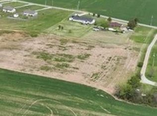 561 White Rd, Portland, TN 37148
