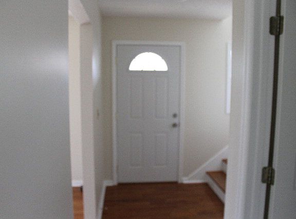 5th image of 530 Cherry Hill Dr