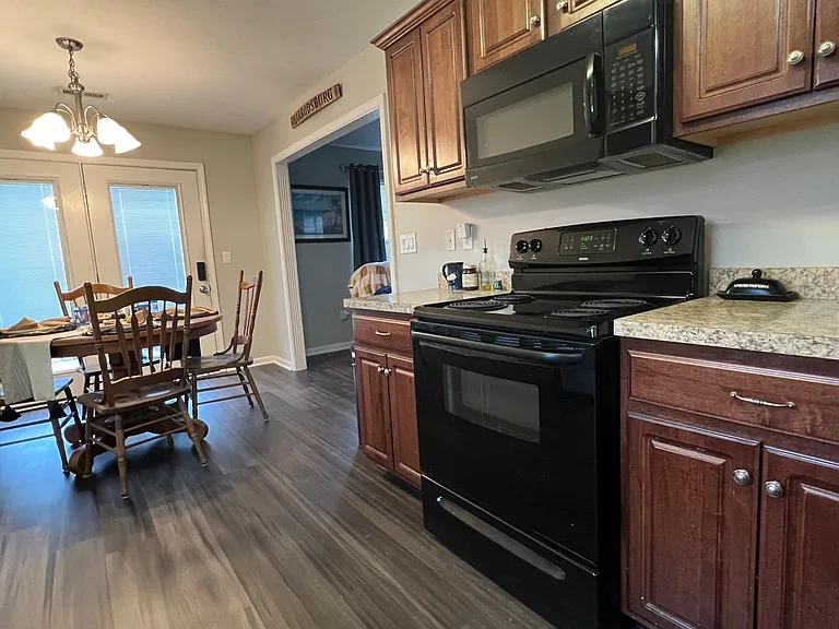 601 Nelson Ave — Photo 13