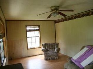 7637 Shady Grove Ln, Harrison, AR 72601