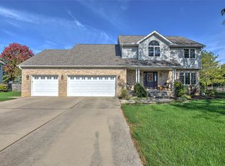 776 Christopher Dr, Forsyth, IL 62535