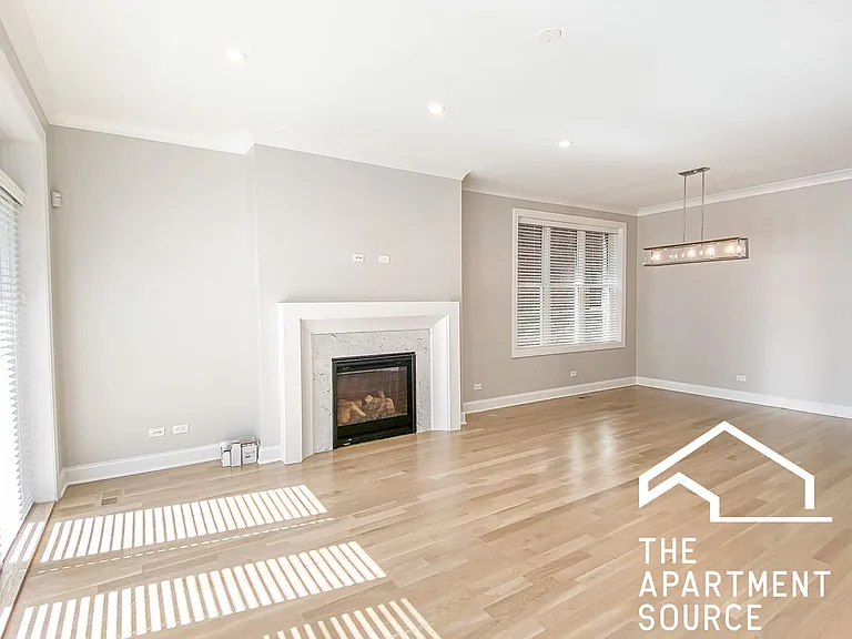 3349 N Kenmore Ave #1N — Photo 6