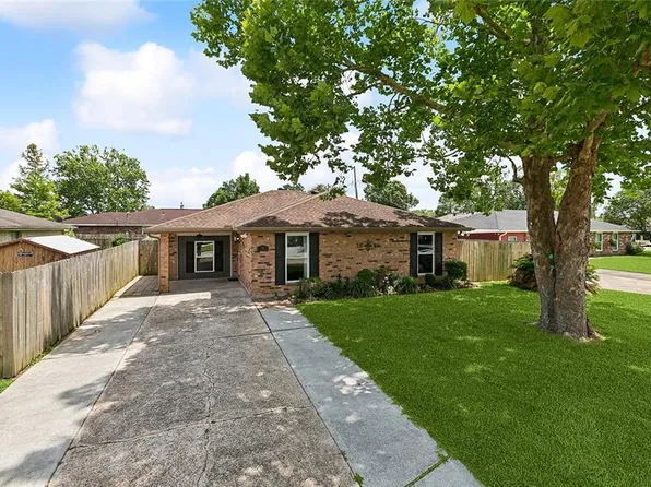 266 Dianne Dr, Saint Rose, LA 70087