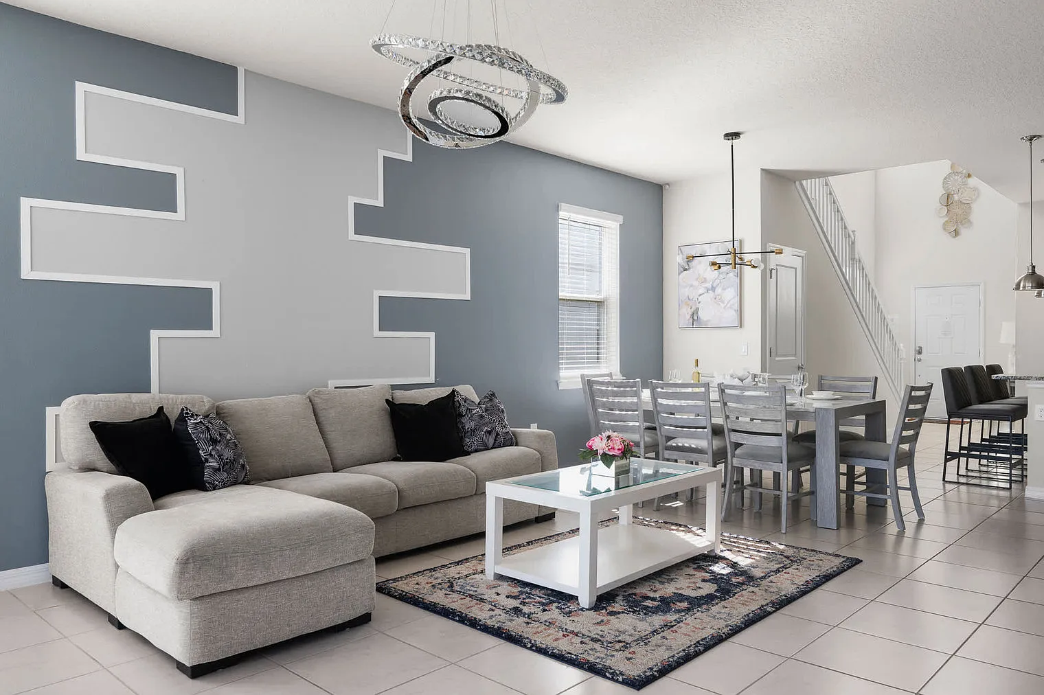 6 bed, 5.0 bath, 3110 sqft, $12,743 — Photo 4