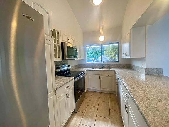 3rd image of 73-4346 Poipu Pl