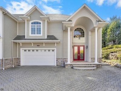 66 Mazur Pl #2, Hawthorne, NJ, 07506