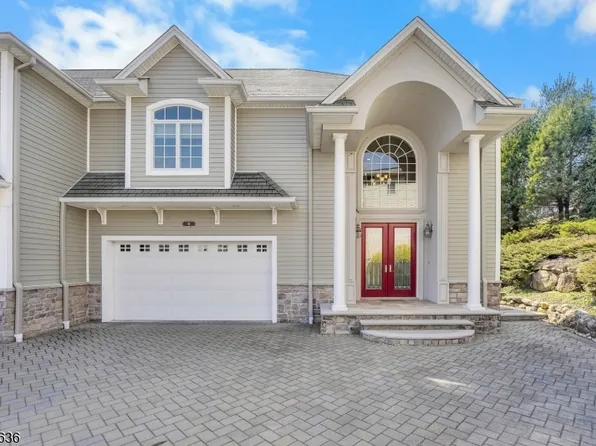 66 Mazur Pl #2, Hawthorne Boro, NJ 07506