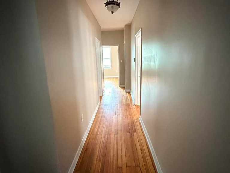 1607 Mulberry St #2 — Photo 8