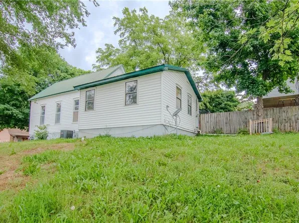 104 W Osage St, Warsaw, MO 65355