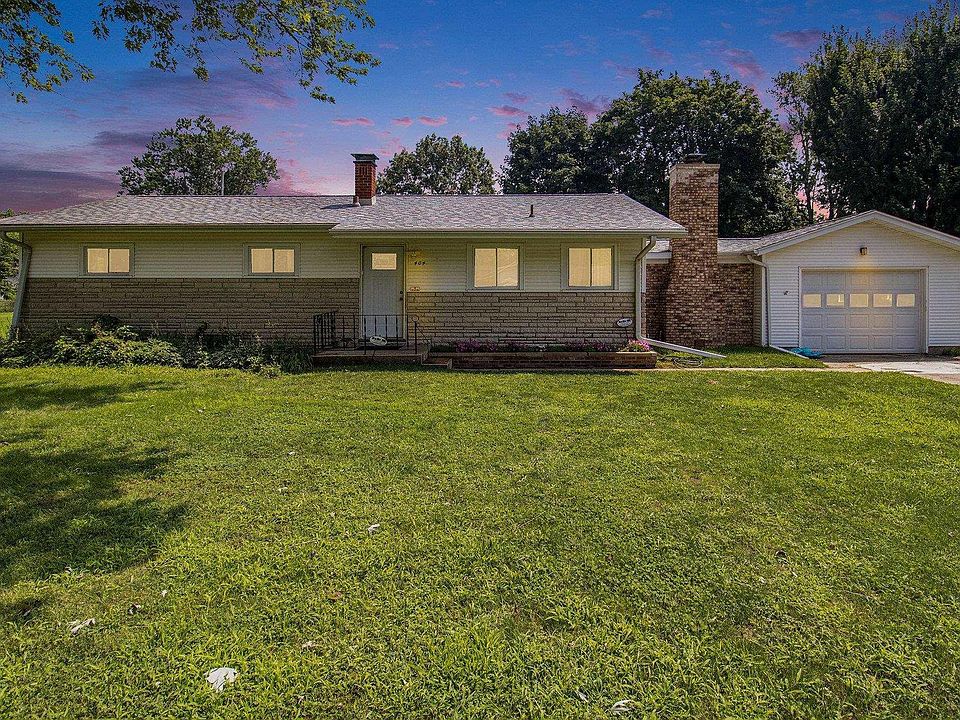 1st image of 404 Kansas Dr