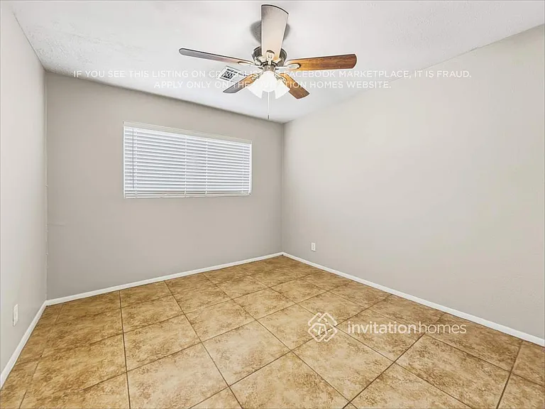 3520 W Lawrence Rd — Photo 17