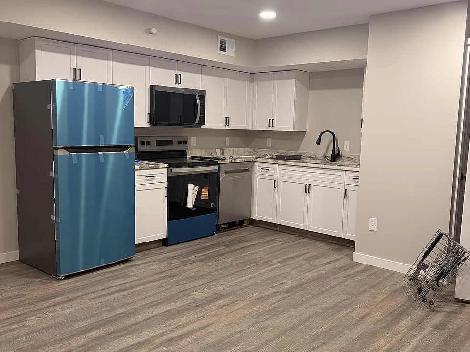 216 Wilcox Pkwy #5