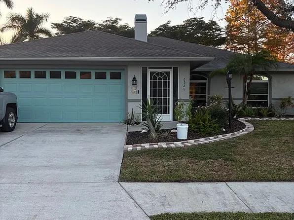 6526 68th St E, Bradenton, FL 34203