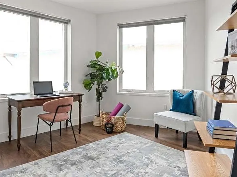 31 Hichborn St #32 — Photo 3