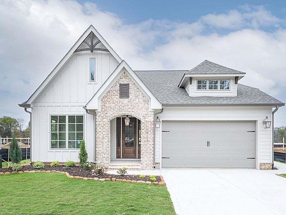 2nd image of 316 Fox Gap Ln
