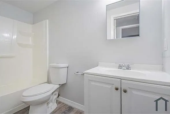 1707 E Idell St #A — Photo 5