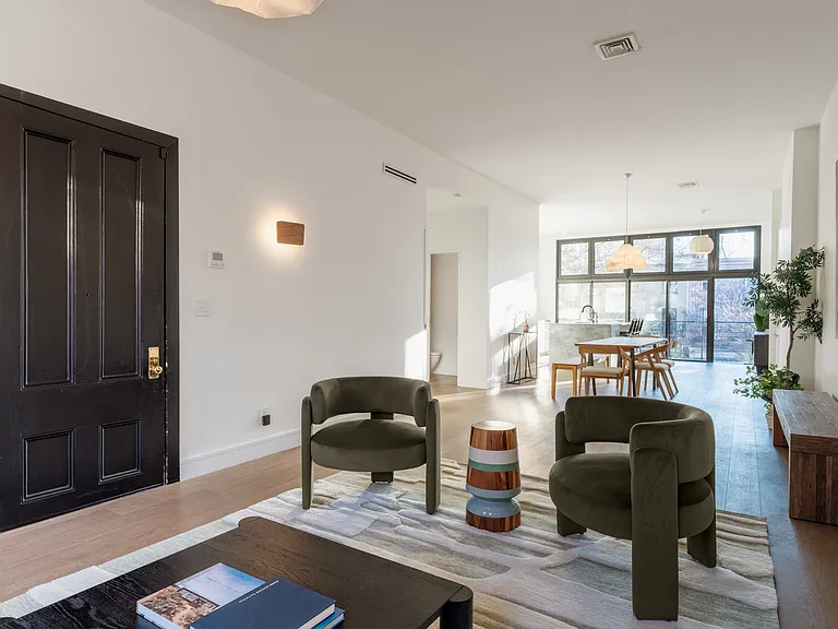 230 Bergen St #1 — Photo 7