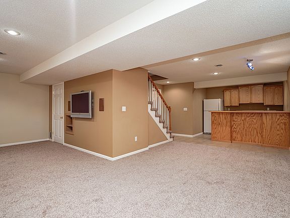 5th image of 15225 W 139th Ter