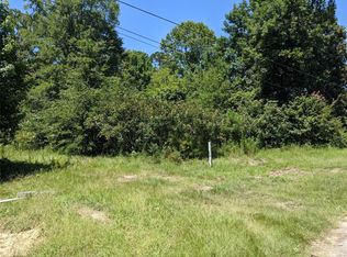 593 Cherokee Ln, Onalaska, TX 77360