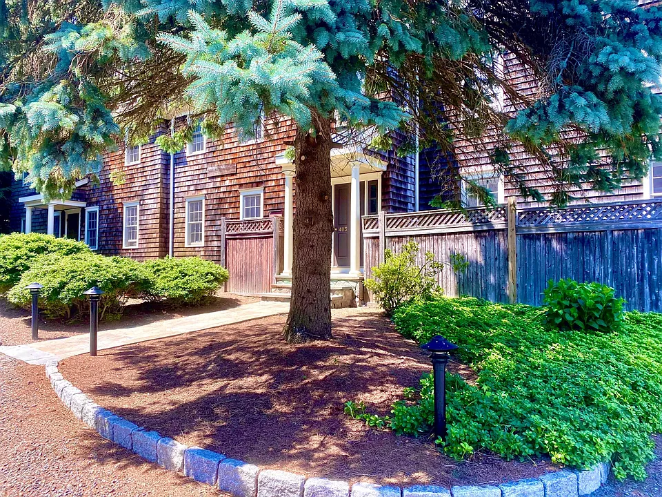 22 Lane Cottage Building #COTTAGE
