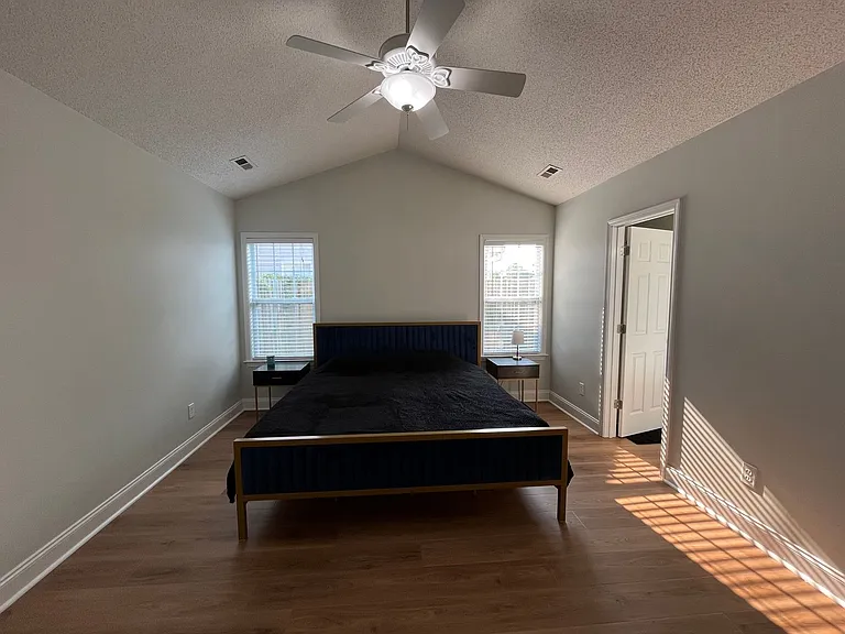642 Hillside Dr — Photo 14