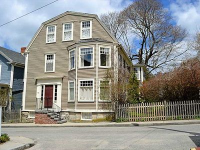 94 Prospect Hill St, Newport, RI, 02840