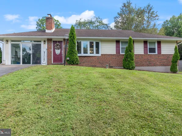 1324 Murgatroyd Rd, Fallston, MD 21047