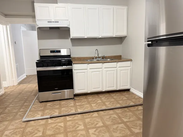 8362 S. Brandon Ave. - #1R, 8362 S Brandon Ave, Chicago, IL 60617