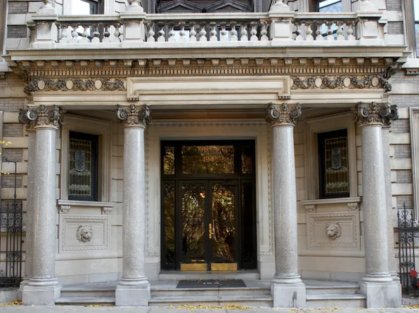 194 Riverside Drive image 18 of 26