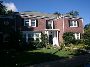 51 Baxter Rd, Brookline, MA 02445