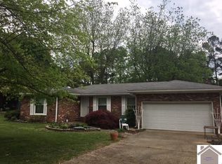 125 Lakeside Dr, Paducah, KY 42003