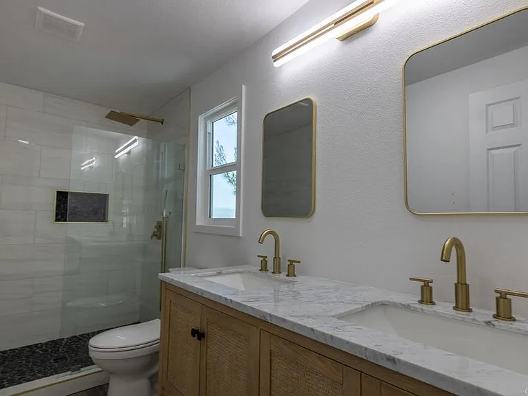 1737 Grove Rd #1 — Photo 12