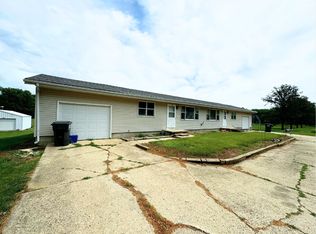 803 7th St #2, Ida Grove, IA 51445