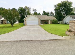 1921 Five Oaks Ln, Maryville, TN 37801