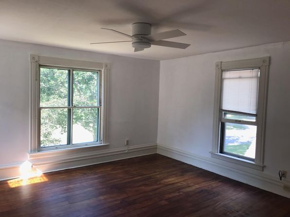 313 Ronalds St Floor 2