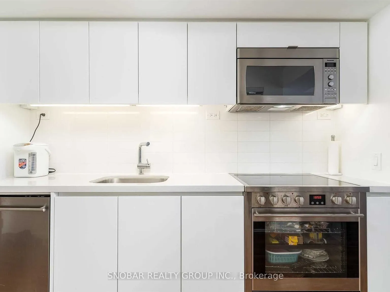 Studio, $1,900 — Photo 4