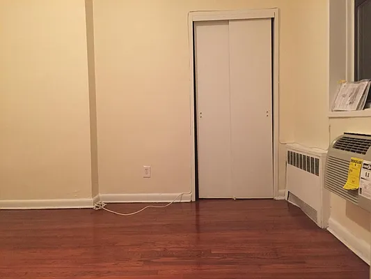 Rented by Keller Williams NYC | media 22