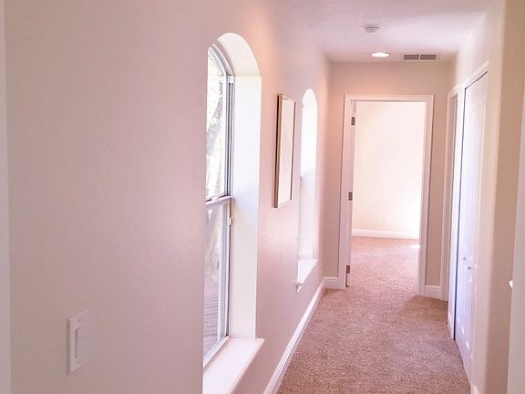 5th image of 999 Aragon Ave
