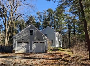 61 Warren St, Georgetown, MA 01833