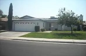5317 Tyner Ln photo 1