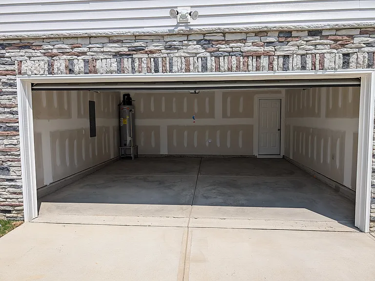 6025 Howth Way — Photo 5